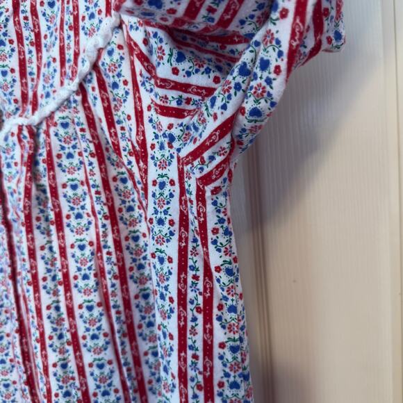 Lanz of Salzburg Tyrolean Flannel Nightgown Red And Blue Hearts Size M Cozy - Picture 7 of 11